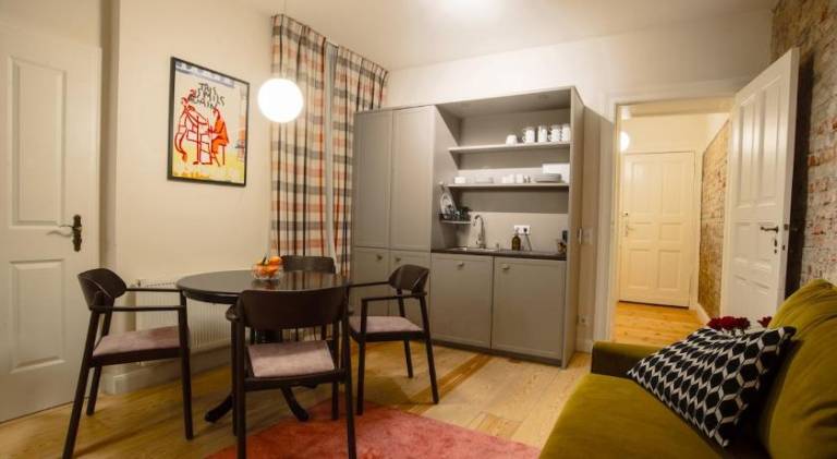 Apartment with 1 room for 4 persons — photo 4