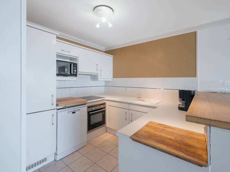 Apartment sea view, pets allowed -? ? guests — photo 2