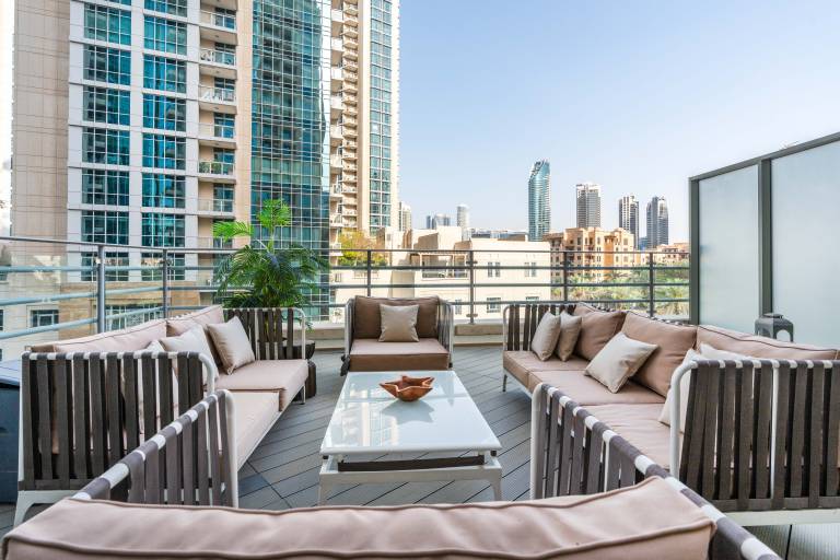 Vibrant & Elegant 1BD Apartment Downtown Dubai