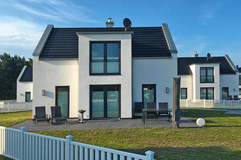 Ferienhaus mit Hund inPeenemünde, Deutschland  f&uuml;r max. 4 Personen
