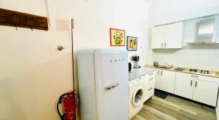 Apartment | Near Two Towers — photo 4