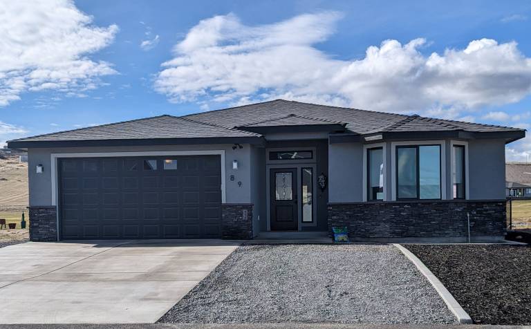 House  Moses Lake