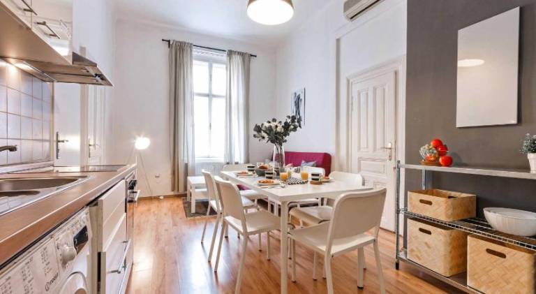 Apartments At I. P.Pavlova — photo 4