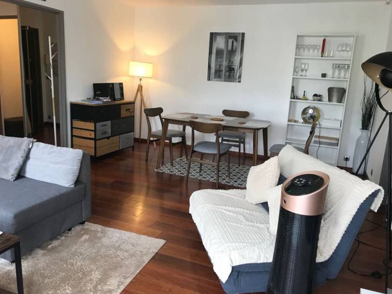 Condo  Paris