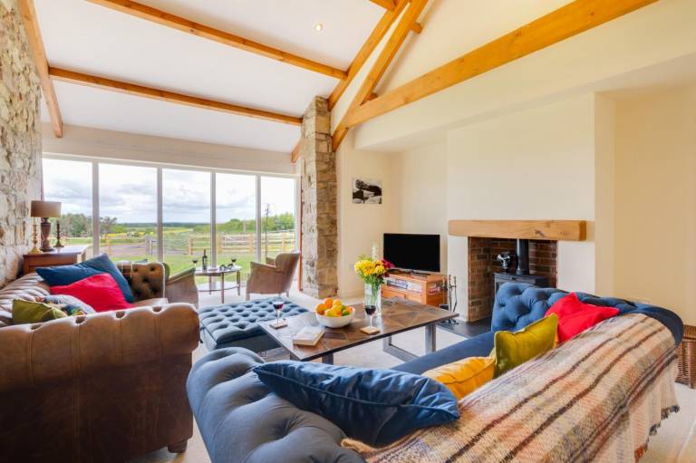 4 Bed in Chathill oc nb1963