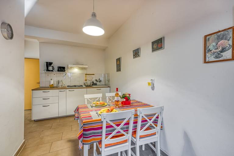 Holiday apartment with yard, grill & terrace | Dogs allowed — photo 5