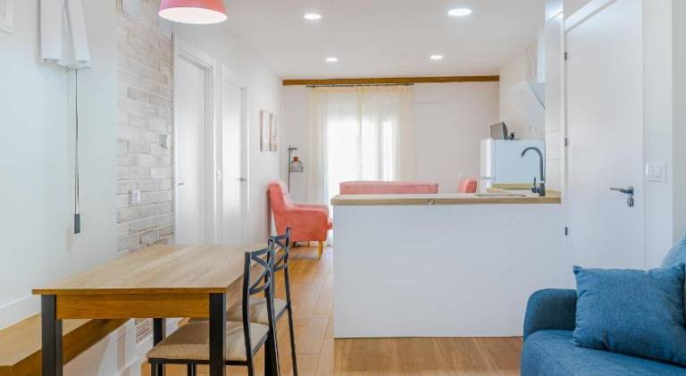 Encantos del Jerte Apartamentos — photo 4