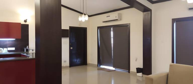Apartment with pool — photo 4