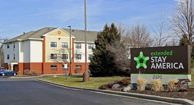 Extended Stay America Select Suites - Milwaukee - Waukesha in Waukesha, WI