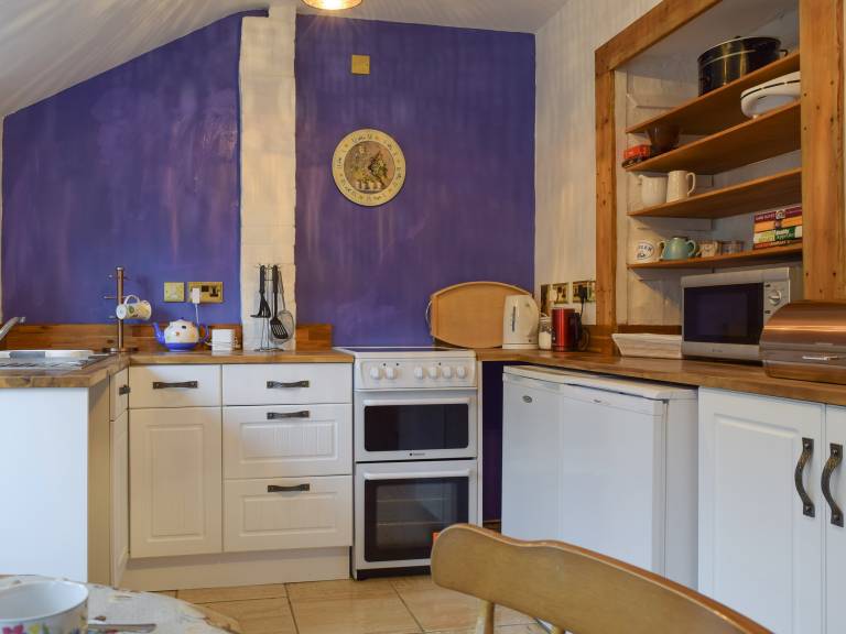 Family-friendly cottage with garden | River view | Pets are welcome — photo 5