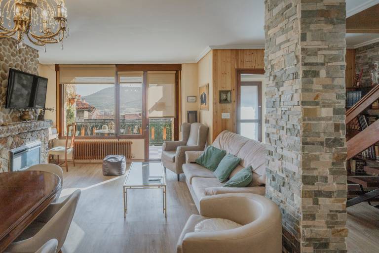 Country Home 'El Cedro' with Mountain View, Private Terrace and Wi-Fi — photo 3