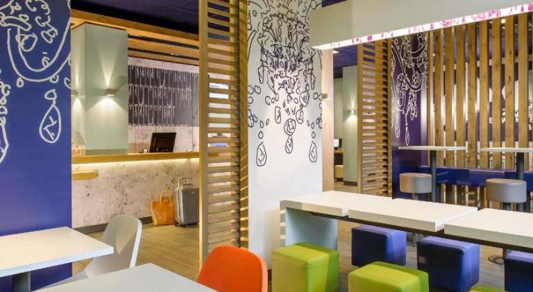 Ibis budget Leeds Centre Crown Point Road — photo 2