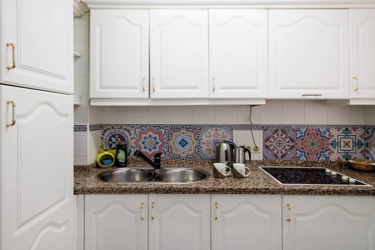 Apartment with patio | Next to Seville Cathedral | City view | Good for workation — photo 4