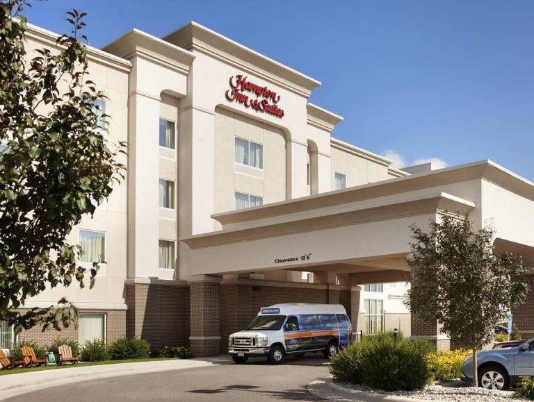 Hampton Inn & Suites Rochester-North in Rochester, MN