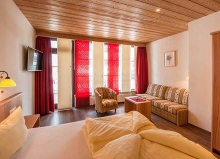60 m² Ferienwohnung ∙ 1 Schlafzimmer ∙ 4 Gäste – Bild 4