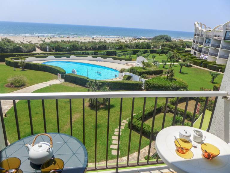 Rental apartment with terrace, pool & garden | Sea view — photo 2