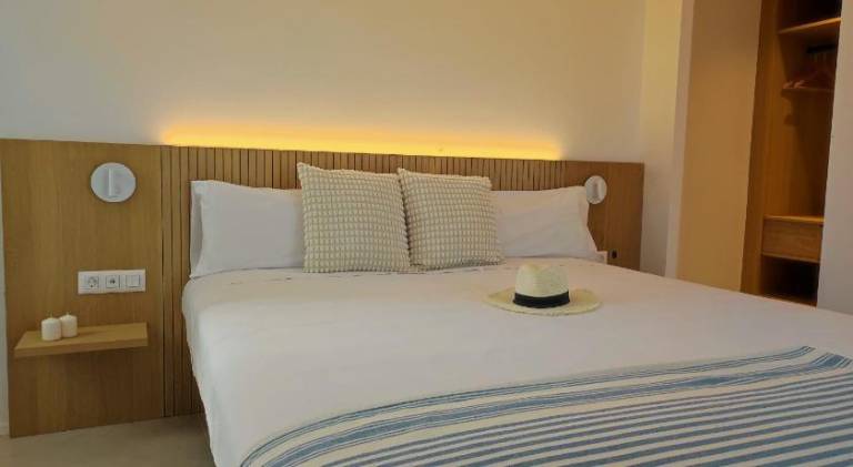 Serviced apartment for 4 persons in Castelldefels