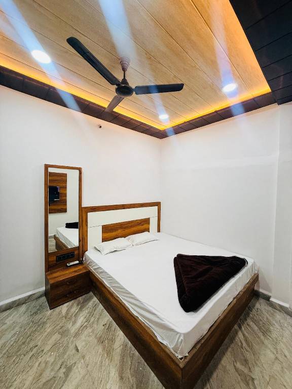 Hotel Tathastu Inn in Indore