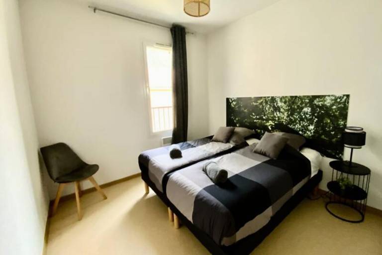 Holiday apartment with patio — photo 3