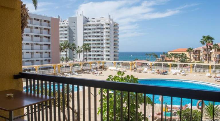 Apartment with pool | Close to the beach | Pets are welcome — photo 3