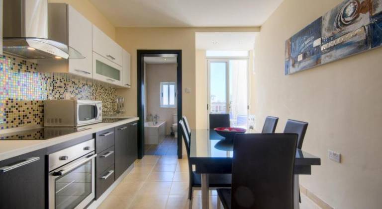 Lovely rental apartment with terrace | Pets are welcome — photo 3