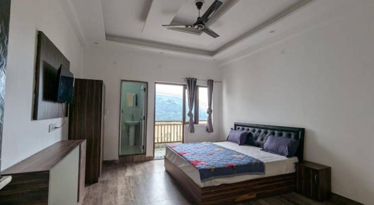MOONSHIVA STAY and CAFE — photo 2