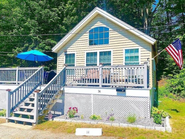 Cabin Laconia