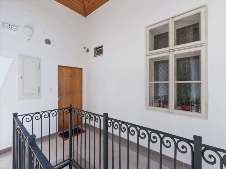 Apartment | Next to Prague astronomical clock — photo 5