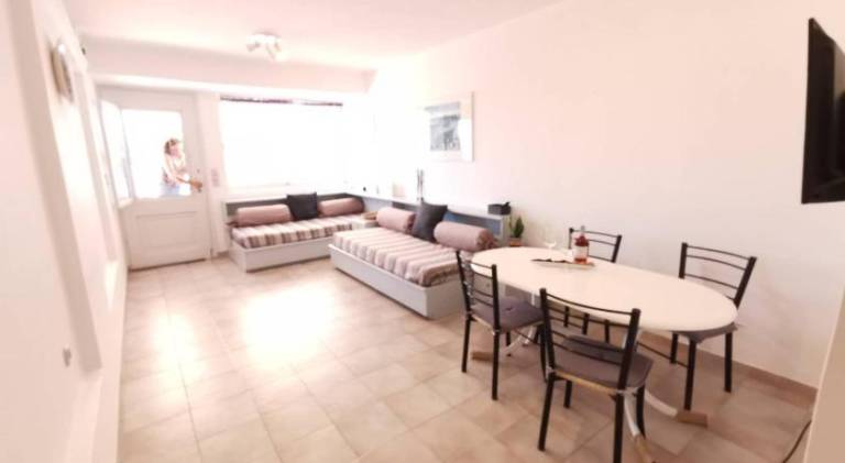 Vacation home with 2 rooms for 6 persons — photo 4