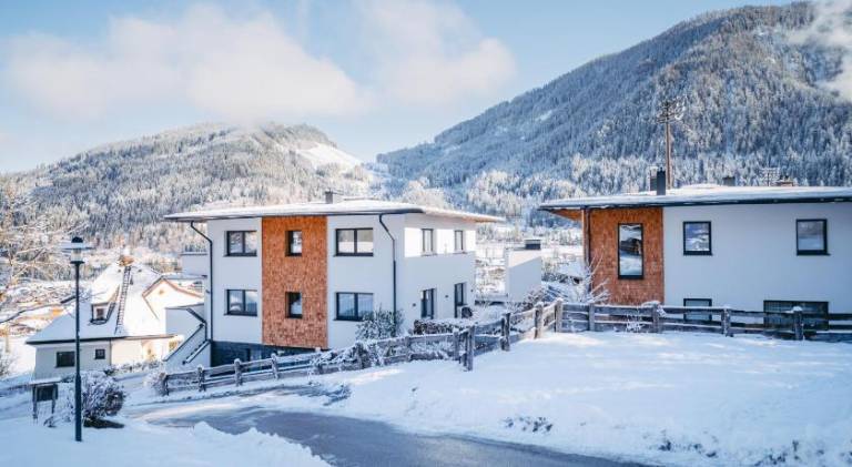 Rental apartment with sauna, patio & barbecue | Next to the ski | Pets are welcome in Flachau