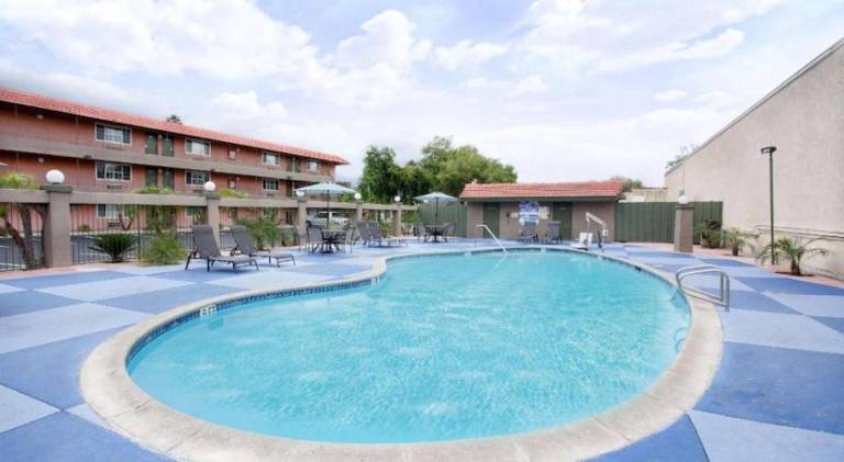 Motel 6 Pasadena, CA – Old Town Pasadena Area — photo 5