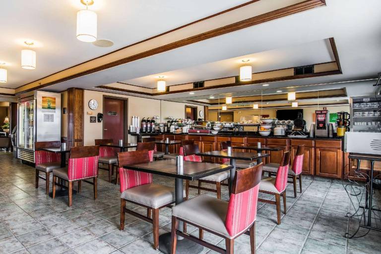 Quality Inn & Suites Towanda — photo 2
