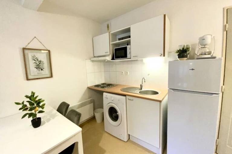 Rental apartment with 2 rooms for 5 persons — photo 3
