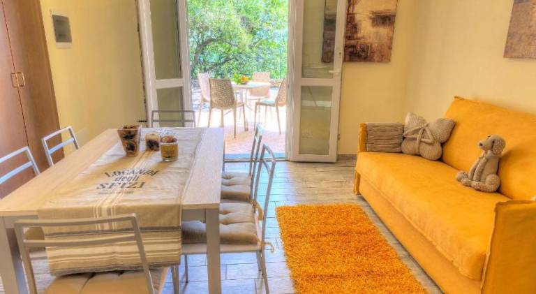 Charming house with barbecue, yard & pool | Next to the beach | Pets are welcome — photo 2