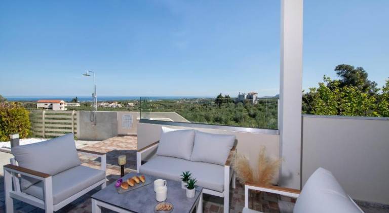Villa with barbeque, garden & private pool | Good for workation — photo 4