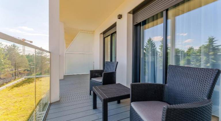 Holiday apartment with pool — photo 4