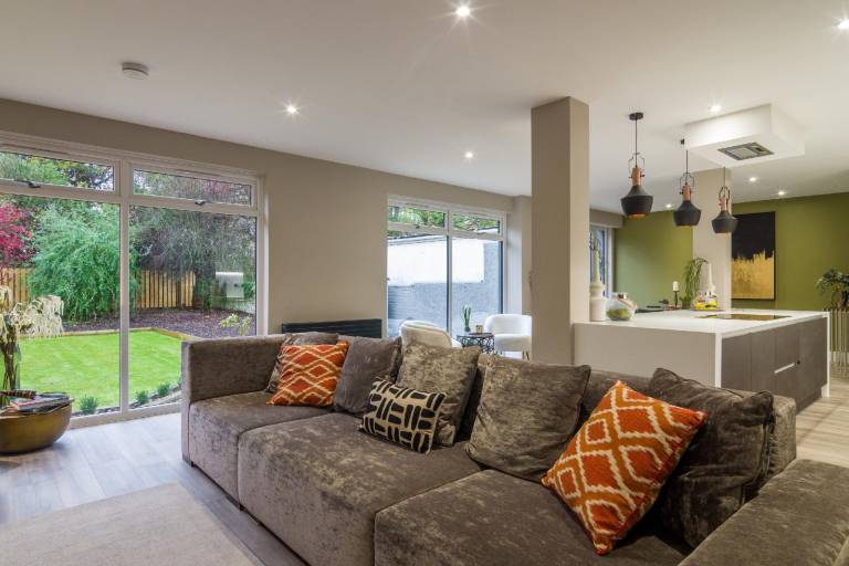House with hot tub | Perfect for remote work — photo 4