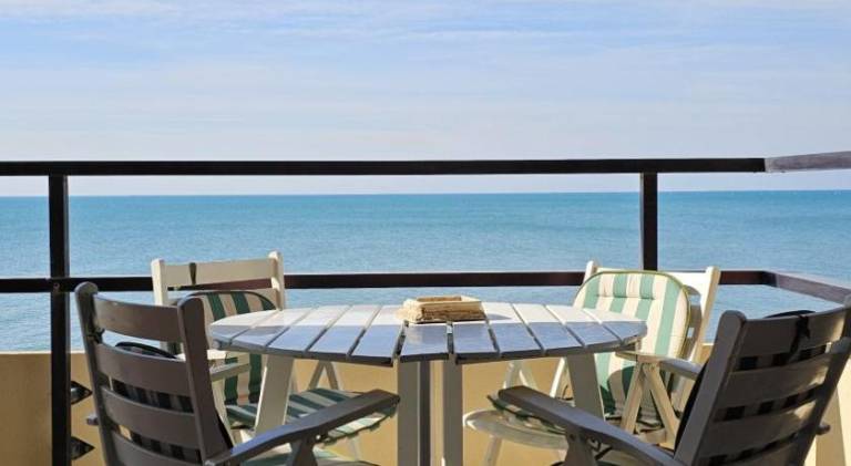 Holiday apartment with patio & garden in Grado