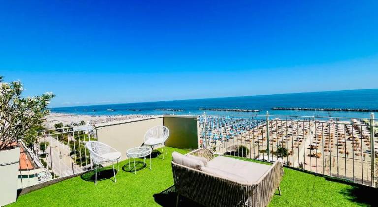 Serviced apartment with patio in Rimini