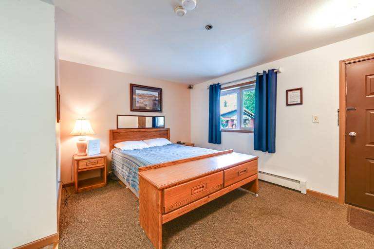 Near River & Trails! Serene Stay in Cooper Landing — photo 5