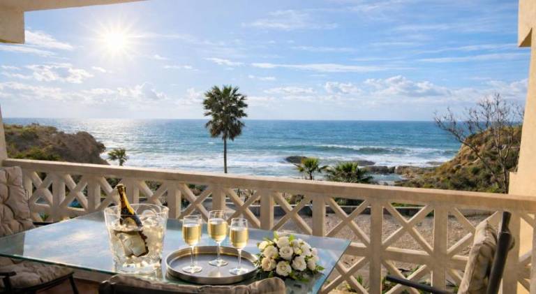 Ocean Bliss - Panoramic Sea View - 20m to Beach - 2 Swimming Pools - Private Parking — photo 3