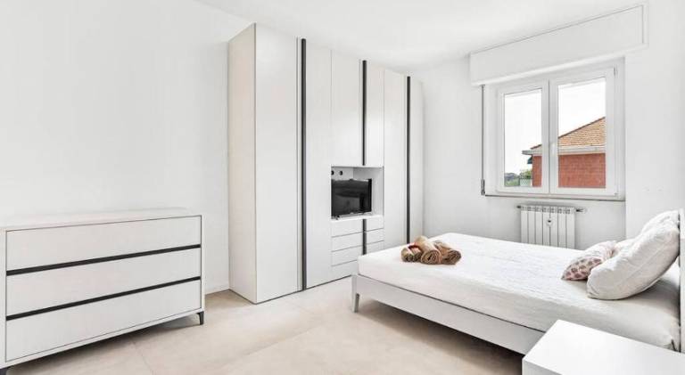 Apartment with 2 rooms for 3 persons in Sesto San Giovanni