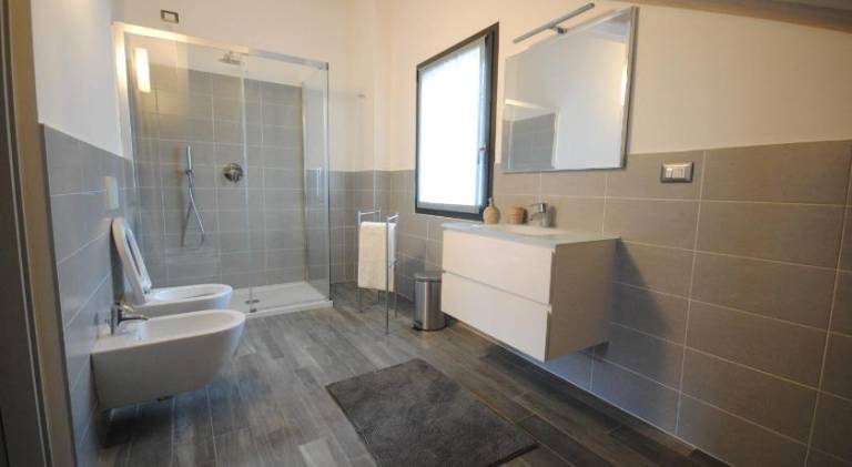 Apartment with terrace | Near Como Cathedral | Pets allowed — photo 2