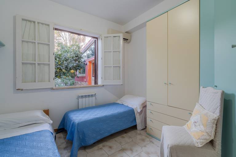 Villa with terrace, yard & BBQ | Garden view | Suitable for remote work | Dogs allowed — photo 5