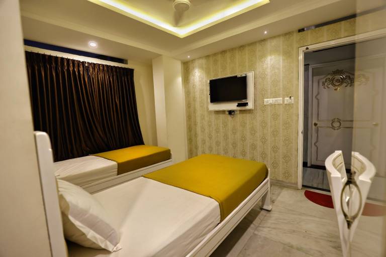 Hotel City Meridian in Bengaluru