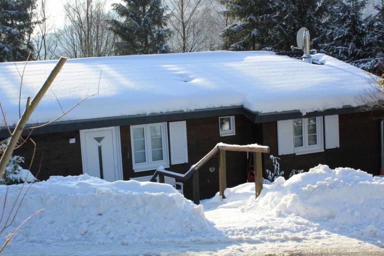 Geräumiges Ferienhaus in Winterberg mit Sauna, Glasfaser und Bergblick — photo 5