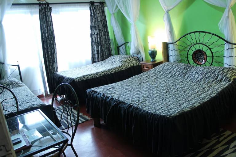 Bed & Breakfast  Ngara