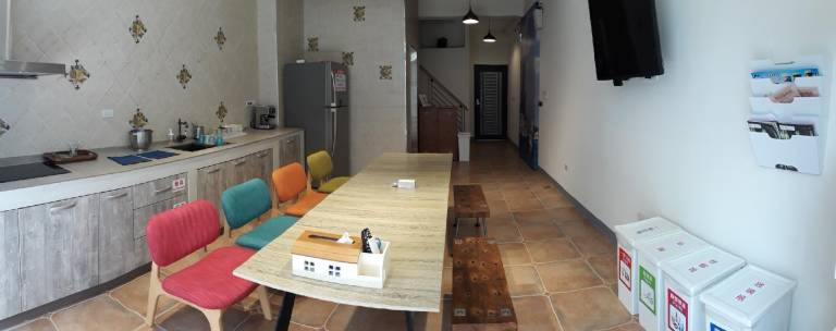 serviced apartment Lotus Pond
