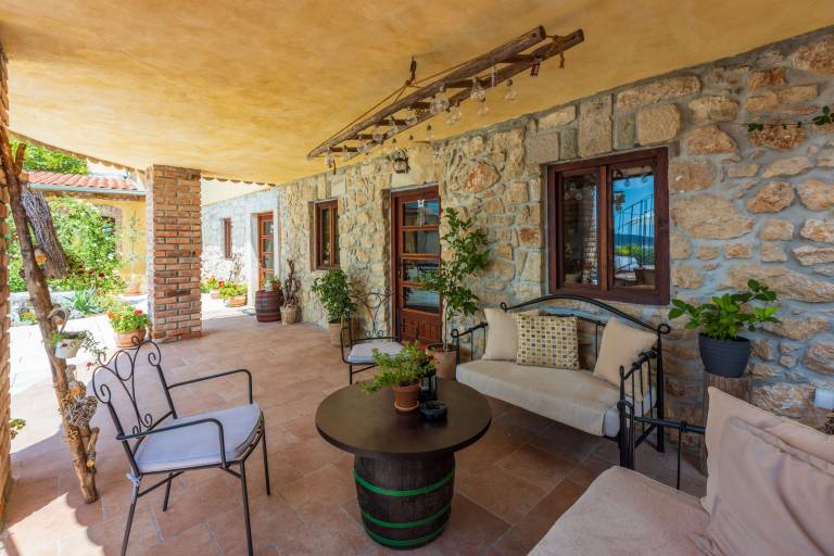 House with garden, BBQ & private pool | Sea view — photo 3