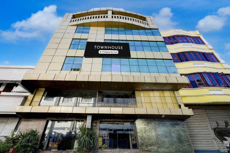Townhouse Pondicherry Opposite to Rock Beach in Puducherry